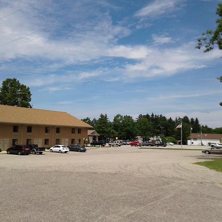 Oakridge Motel Newaygo 외부 사진