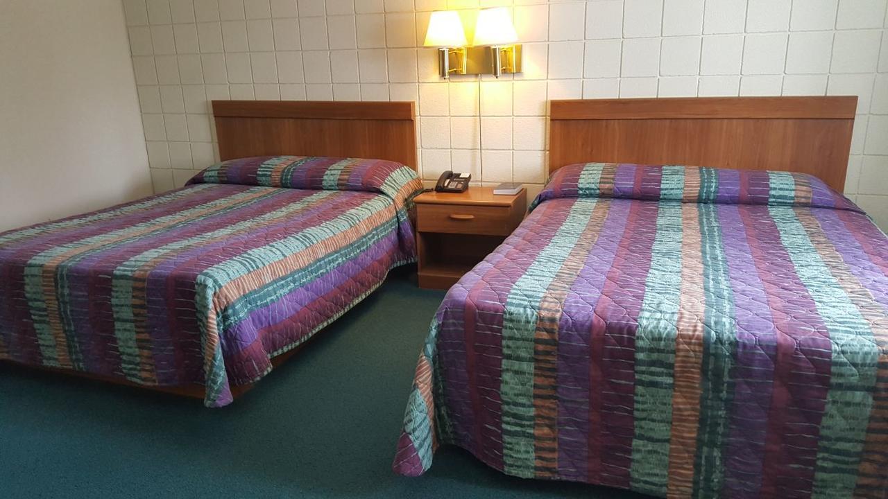 Oakridge Motel Newaygo 외부 사진